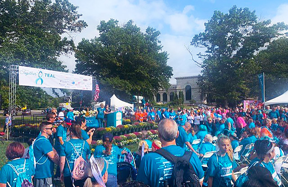 group of runners
